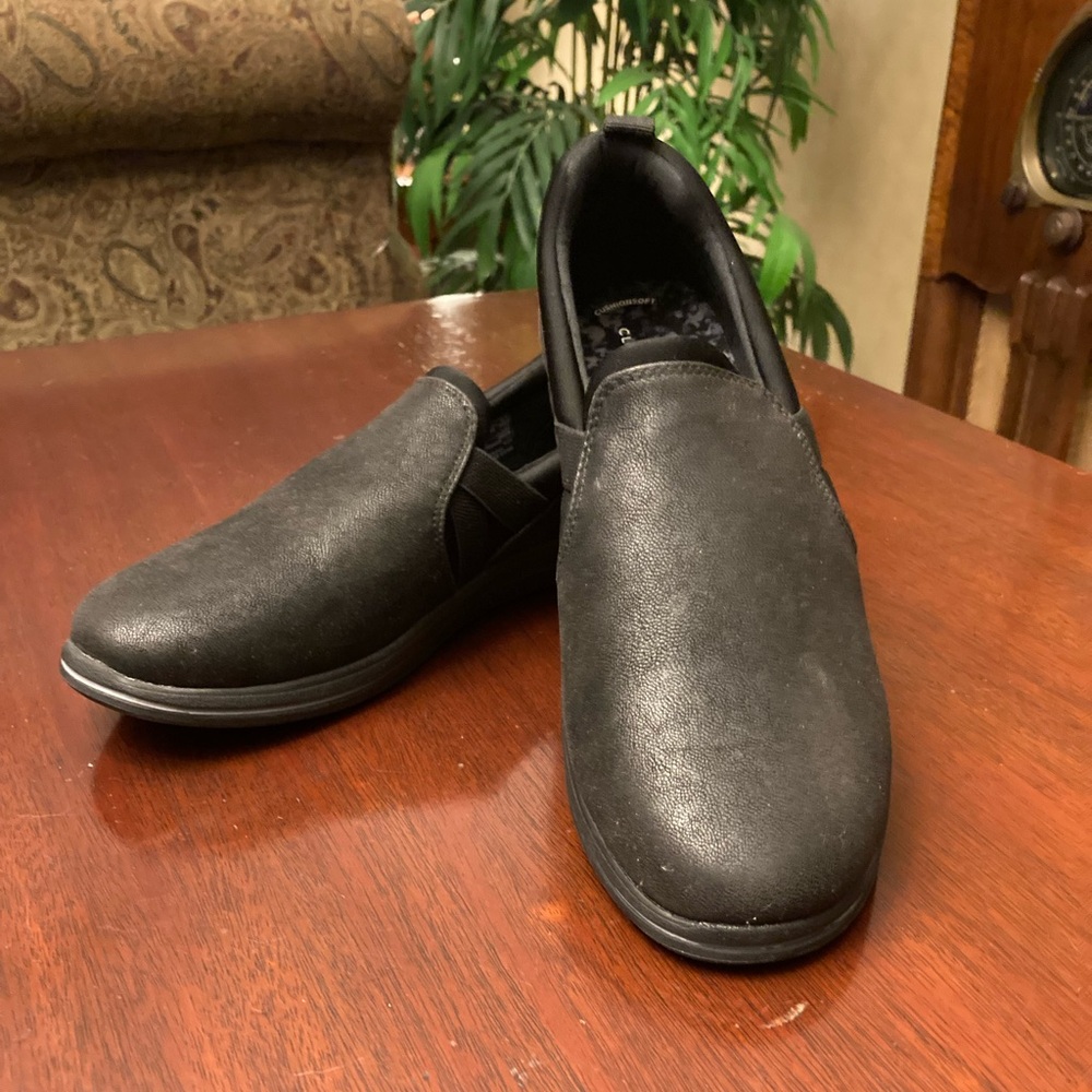 Clark Breeze Bali slip on loafers size 7.5 M.  NWT